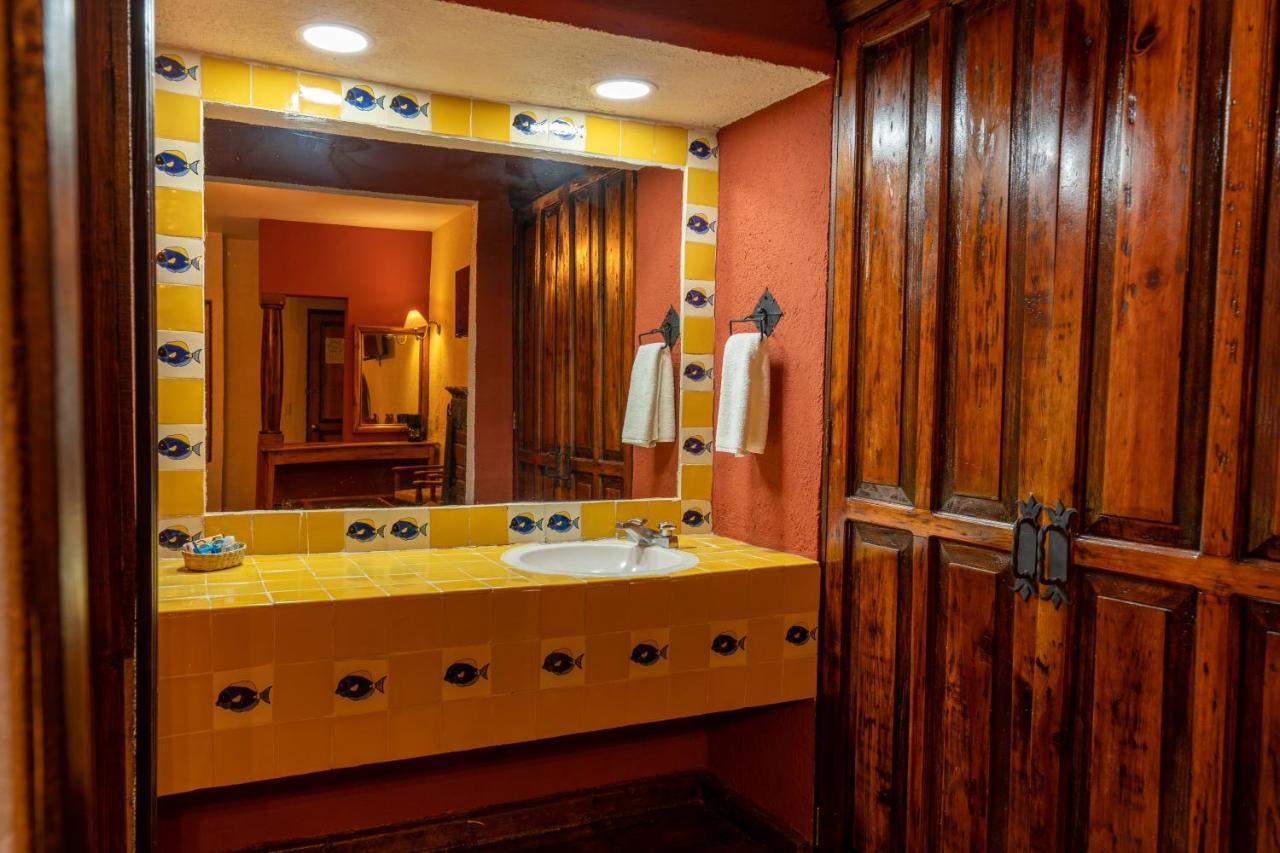 Hosteria San Felipe Pátzcuaro Buitenkant foto