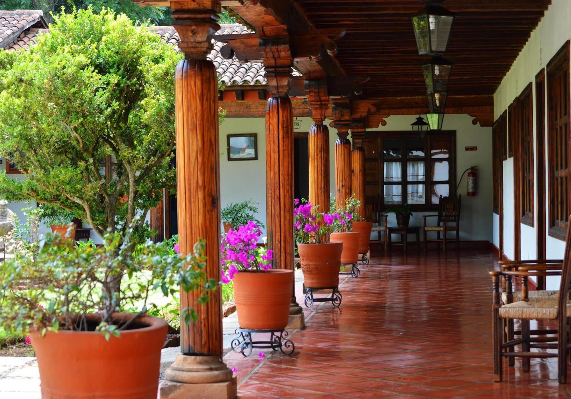 Hosteria San Felipe Pátzcuaro Buitenkant foto
